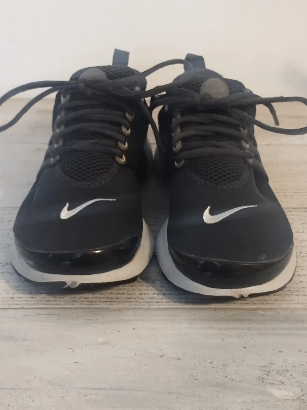 Nike Air Presto (GS) Youth's Size 7Y Running Shoes Black please look at the pict